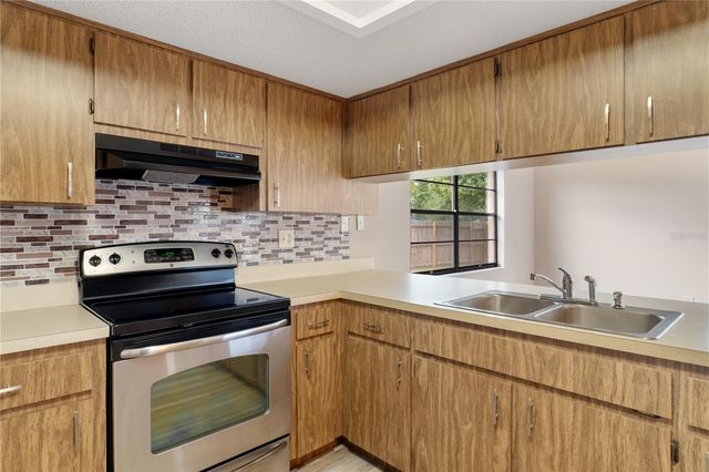 2354 DELTONA BOULEVARD, Spring Hill, FL 34606