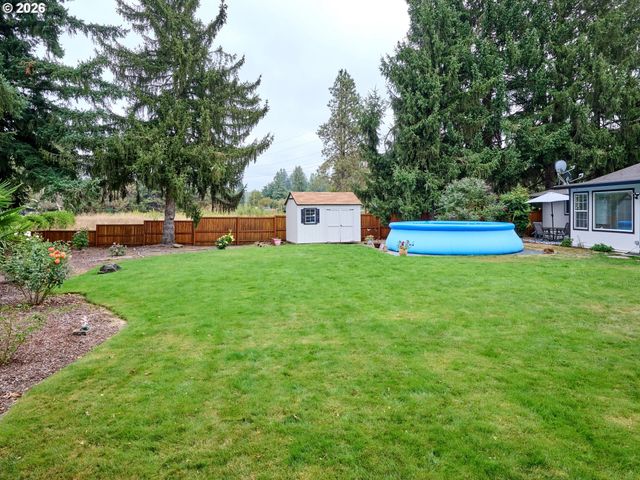 28502 S HIGHWAY 213, Molalla, OR 97038