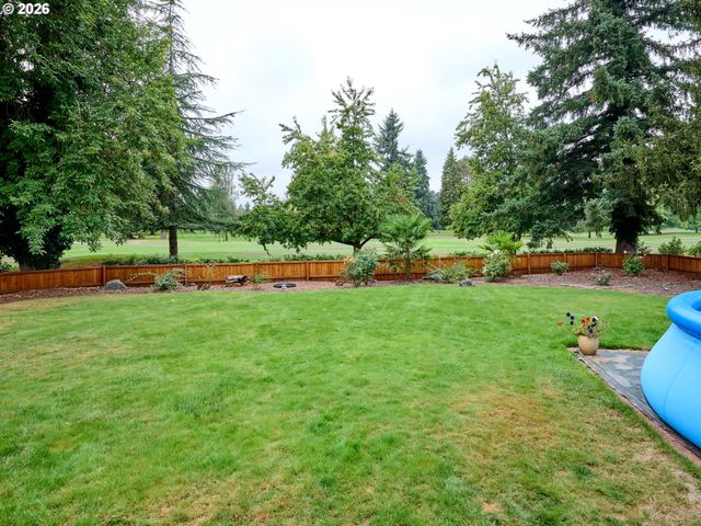 28502 S HIGHWAY 213, Molalla, OR 97038