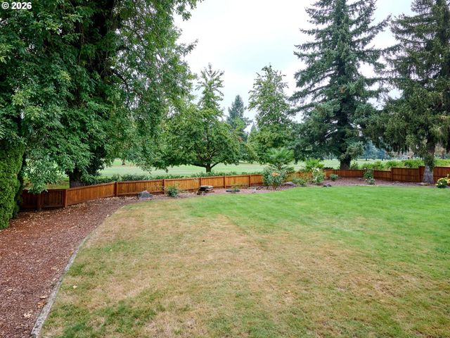 28502 S HIGHWAY 213, Molalla, OR 97038