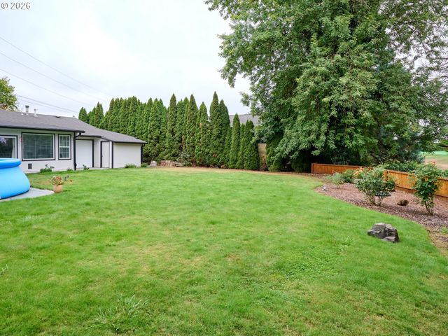 28502 S HIGHWAY 213, Molalla, OR 97038