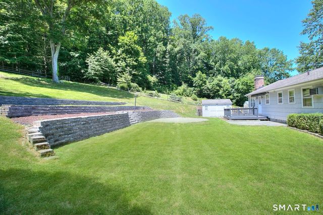 954 Howe Avenue, Shelton, CT 06484