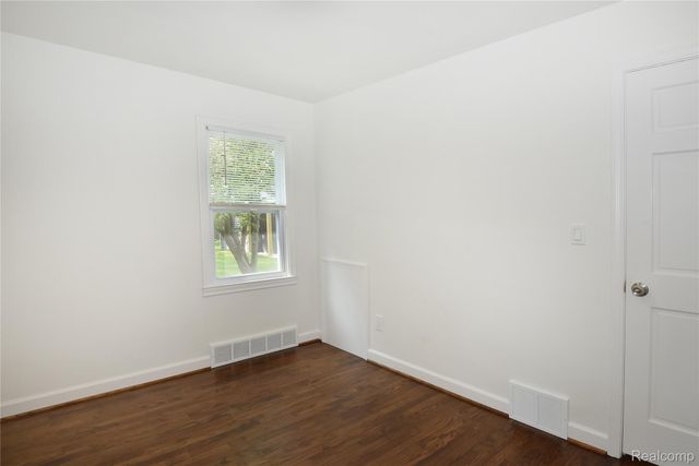 4121 Linwood Avenue, Royal Oak, MI 48073