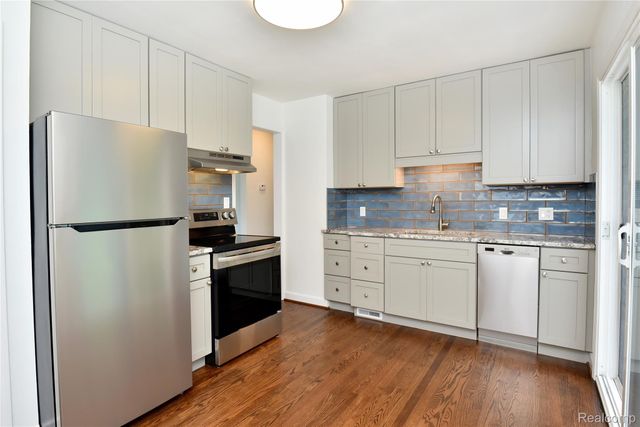 4121 Linwood Avenue, Royal Oak, MI 48073