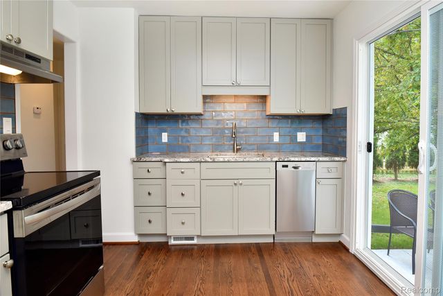 4121 Linwood Avenue, Royal Oak, MI 48073