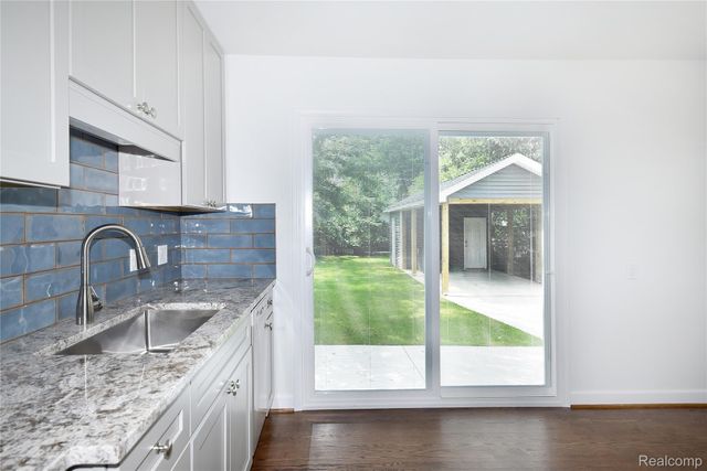 4121 Linwood Avenue, Royal Oak, MI 48073