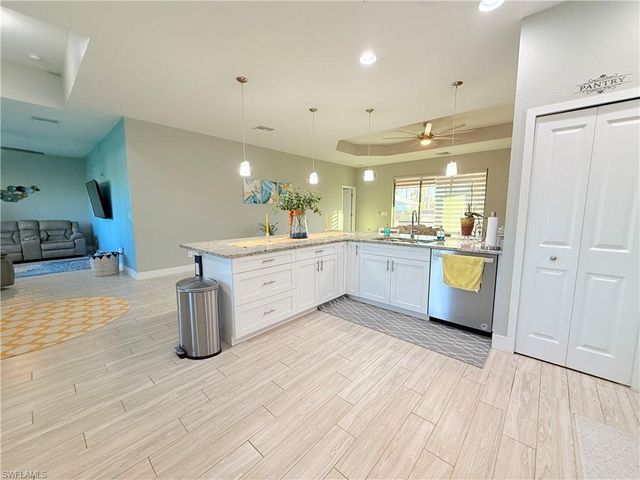 1714 SW 12th LN, Cape Coral, FL 33991