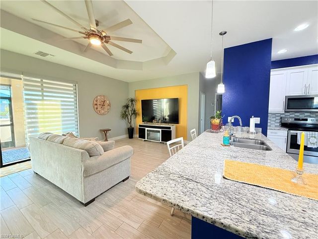 1714 SW 12th LN, Cape Coral, FL 33991