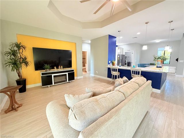 1714 SW 12th LN, Cape Coral, FL 33991