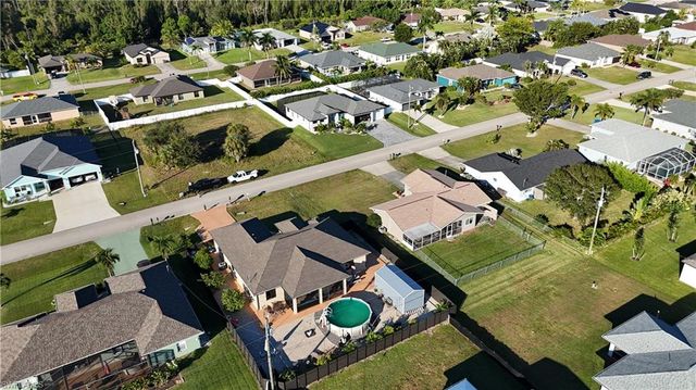 1714 SW 12th LN, Cape Coral, FL 33991