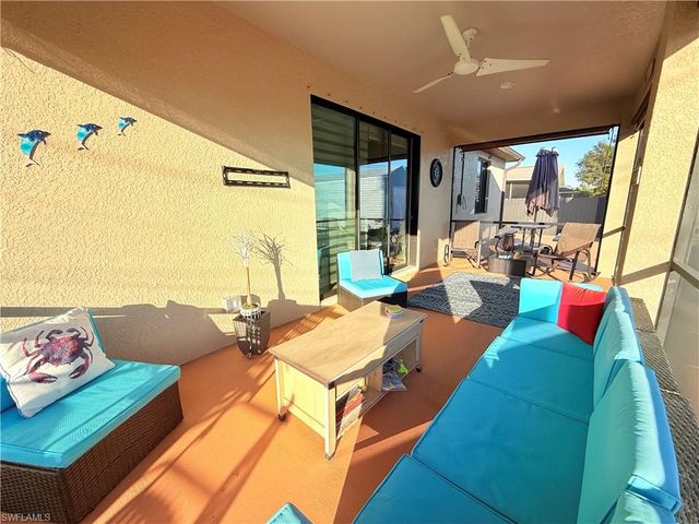 1714 SW 12th LN, Cape Coral, FL 33991