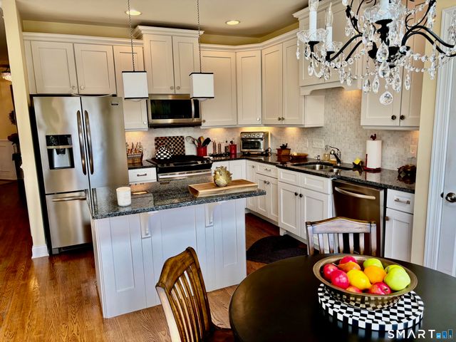 20 Great Hill Drive 20, Bethel, CT 06801