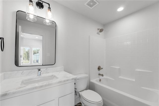 1412 Magnolia Drive, College Station, TX 77840