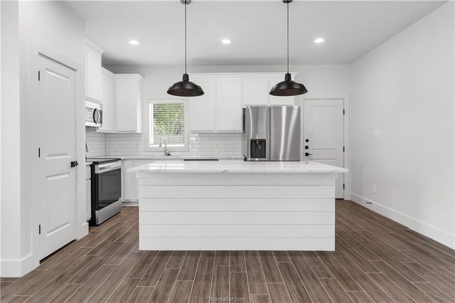 1412 Magnolia Drive, College Station, TX 77840