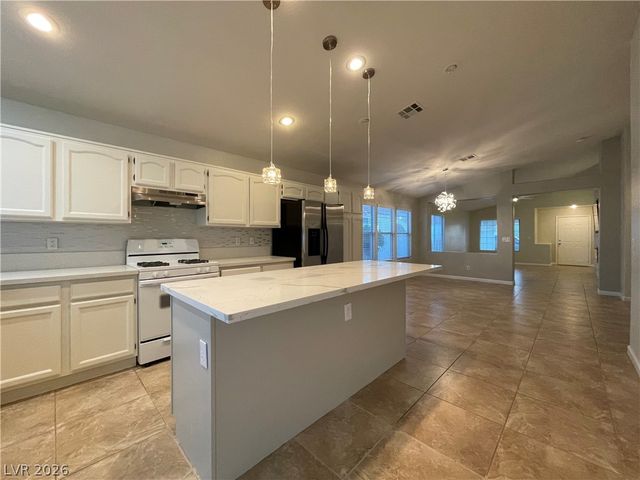 1860 Stablegate Avenue, Henderson, NV 89012