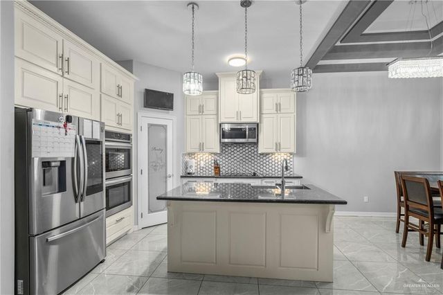 3309 Silver Nugget Drive, Edinburg, TX 78541