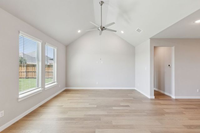 2211 Clydesdale Court, Seagoville, TX 75159