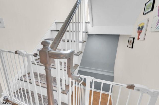 66 Bond St, Bridgewater Twp., NJ 08807