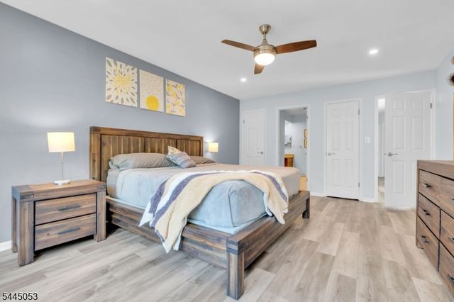 66 Bond St, Bridgewater Twp., NJ 08807