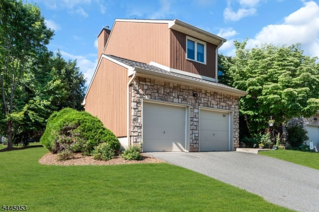 66 Bond St, Bridgewater Twp., NJ 08807 — photo 3