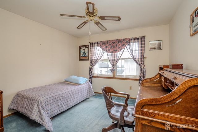 15 Lynn Court, North Brunswick, NJ 08902