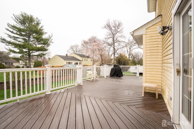 15 Lynn Court, North Brunswick, NJ 08902