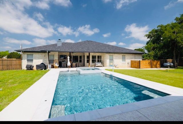 108 Kyle LN, Georgetown, TX 78633