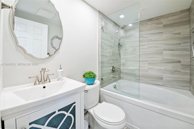 8189 Thames Blvd C, Boca Raton, FL 33433