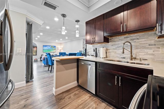 8189 Thames Blvd C, Boca Raton, FL 33433