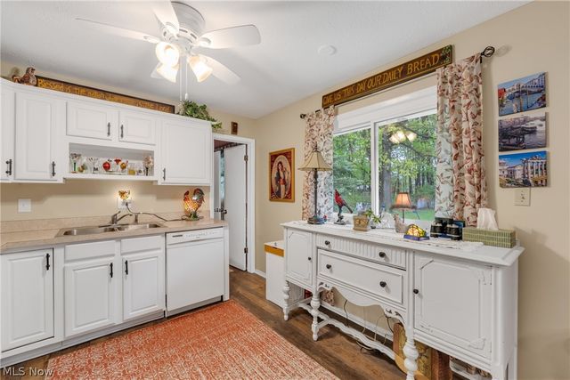 6419 Cambridge Park Drive, Mentor, OH 44060