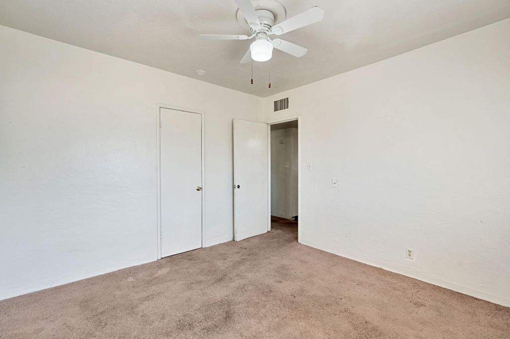 Image 13 of property listing at 4739 E Princeton Avenue, Fresno, CA 93703