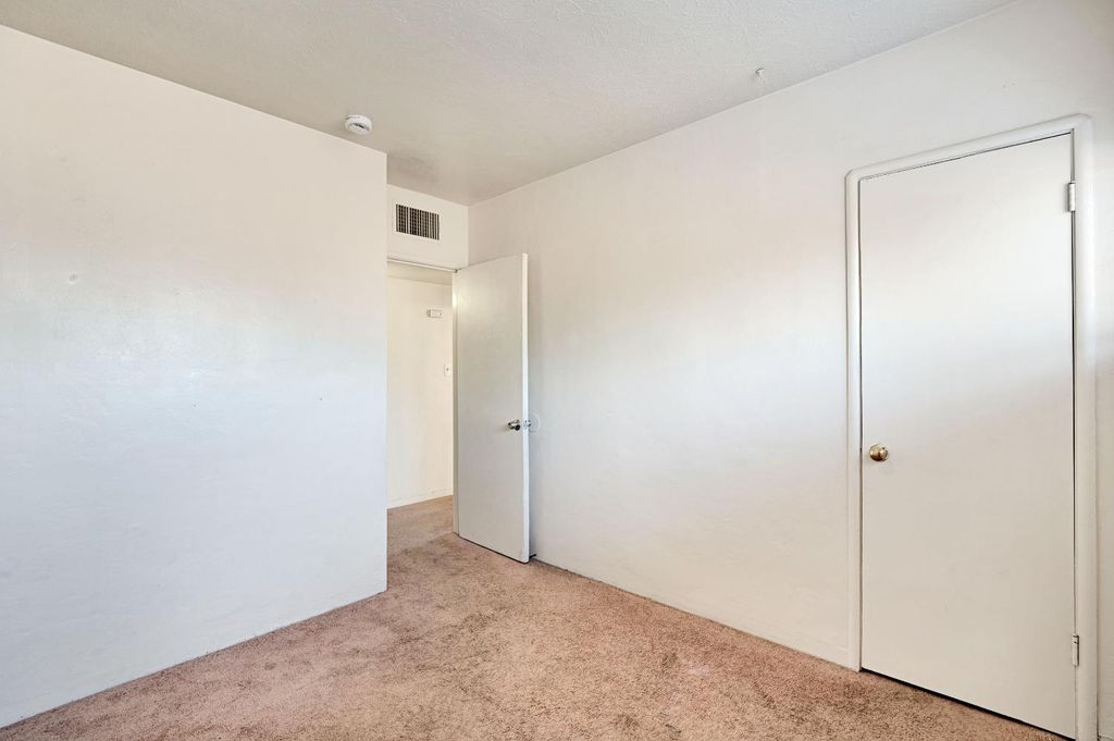 Image 15 of property listing at 4739 E Princeton Avenue, Fresno, CA 93703