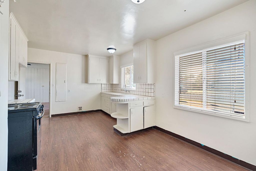 Image 18 of property listing at 4739 E Princeton Avenue, Fresno, CA 93703