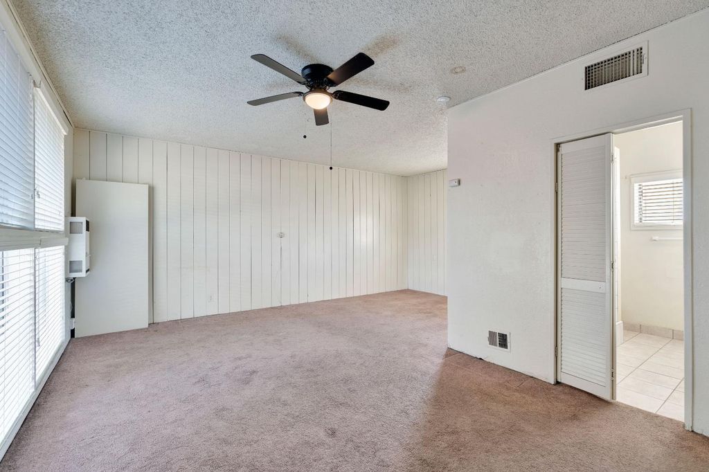 Image 25 of property listing at 4739 E Princeton Avenue, Fresno, CA 93703