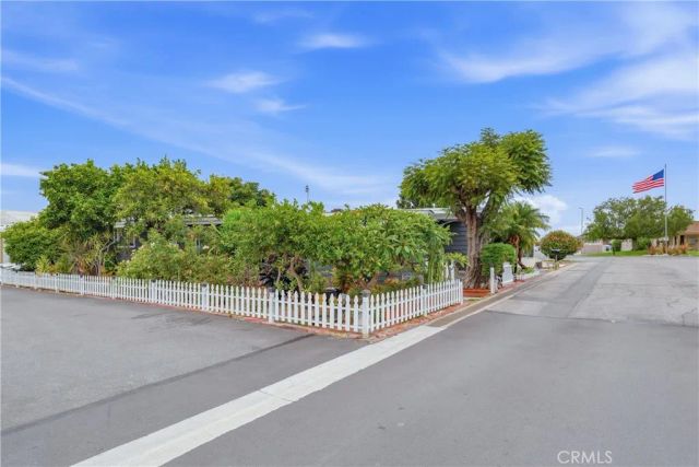 14352 Beach 73, Westminster, CA 92683