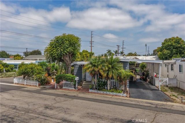 14352 Beach 73, Westminster, CA 92683