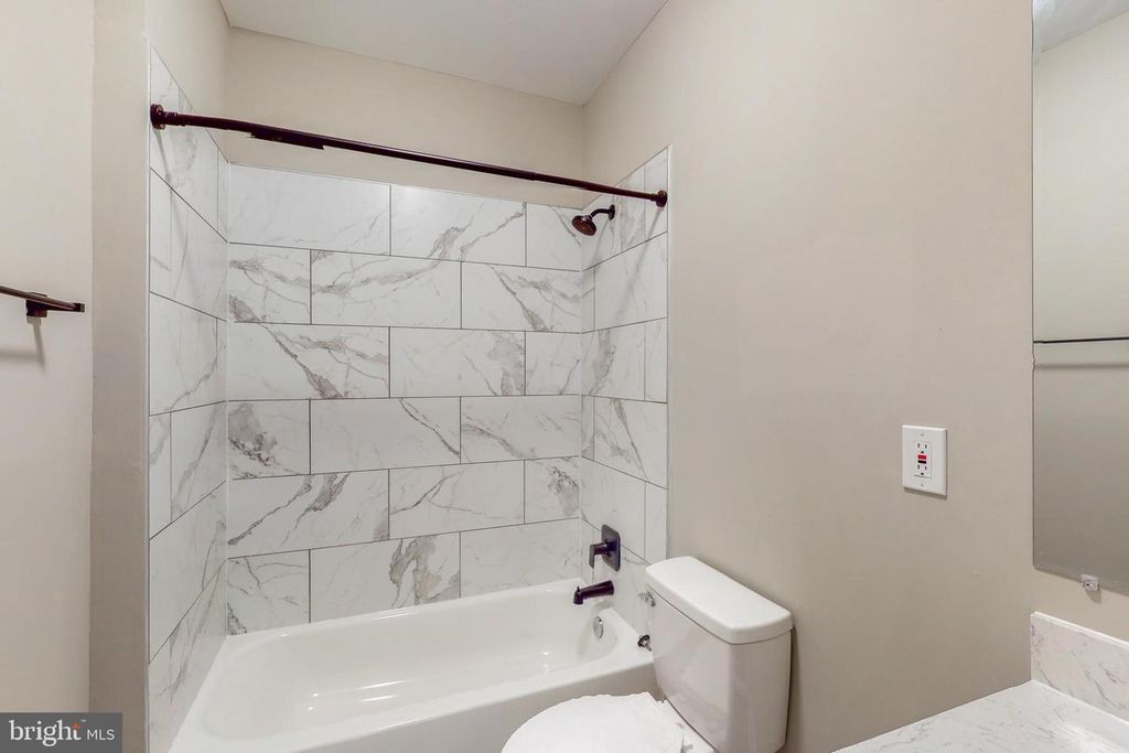 Image 13 of property listing at 2201 PRESBURY ST, Baltimore, MD 21216
