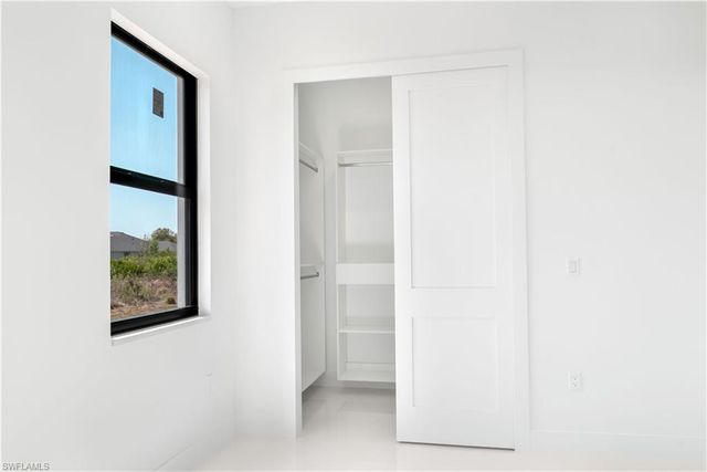 1115 Wagner AVE, Lehigh Acres, FL 33972