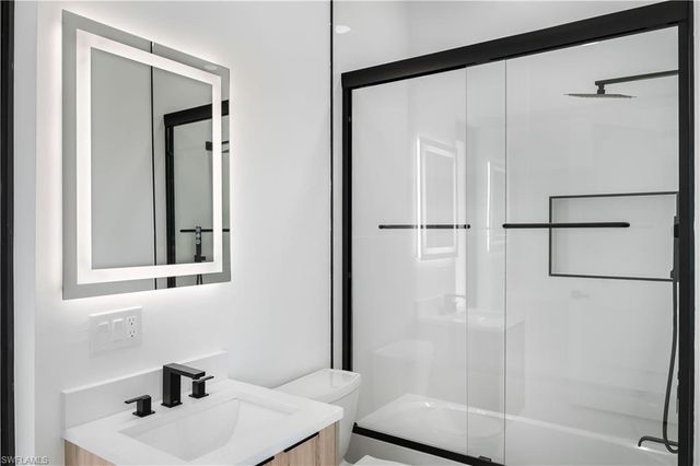 1115 Wagner AVE, Lehigh Acres, FL 33972