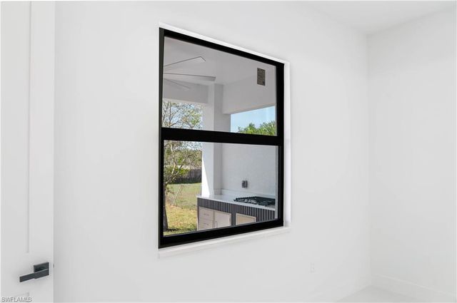 1115 Wagner AVE, Lehigh Acres, FL 33972