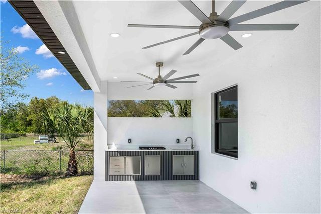 1115 Wagner AVE, Lehigh Acres, FL 33972