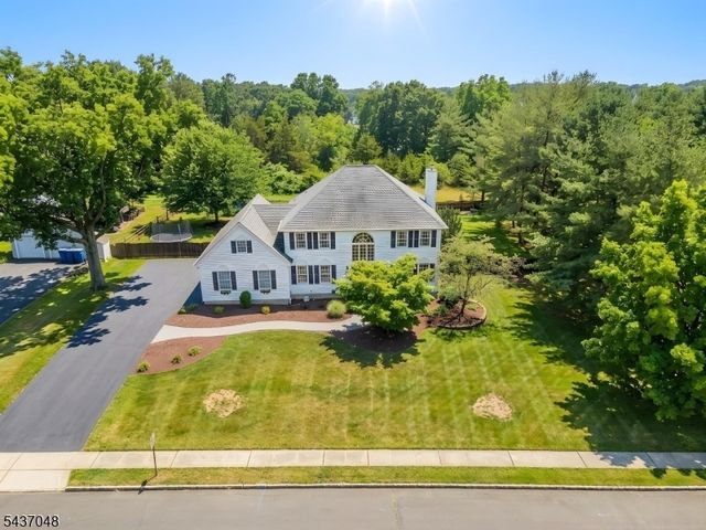 24 Powelson Dr, Hillsborough Twp., NJ 08844