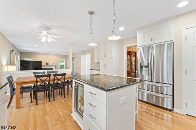 24 Powelson Dr, Hillsborough Twp., NJ 08844