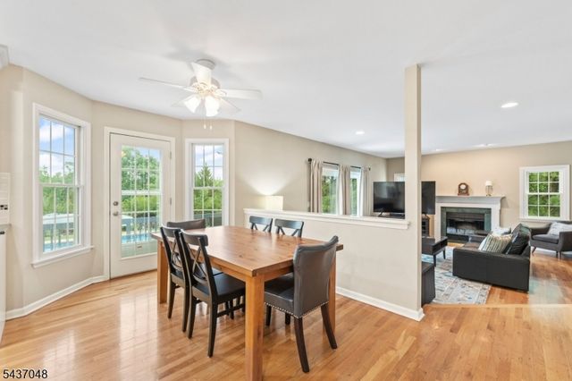 24 Powelson Dr, Hillsborough Twp., NJ 08844
