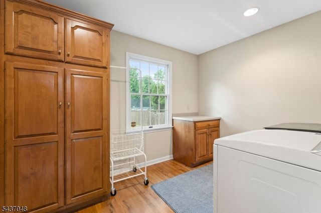 24 Powelson Dr, Hillsborough Twp., NJ 08844