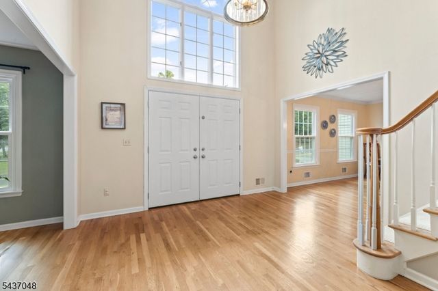 24 Powelson Dr, Hillsborough Twp., NJ 08844