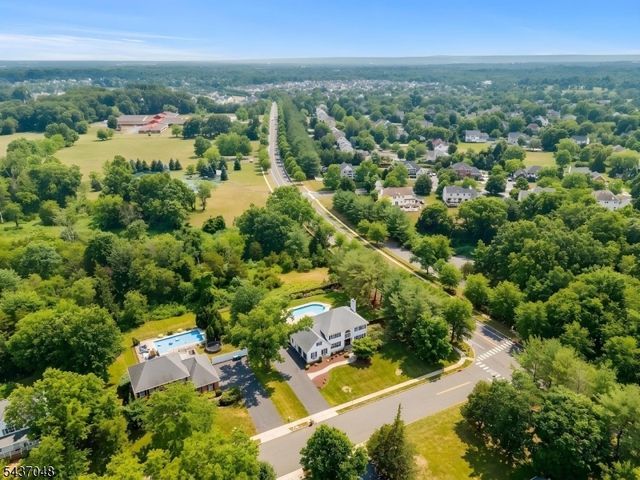 24 Powelson Dr, Hillsborough Twp., NJ 08844