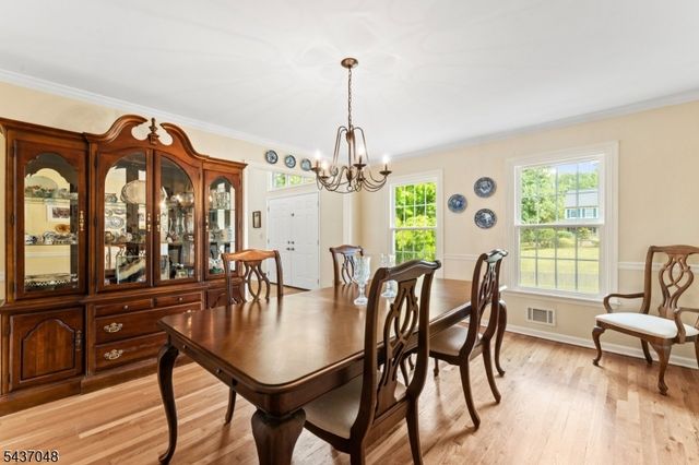 24 Powelson Dr, Hillsborough Twp., NJ 08844