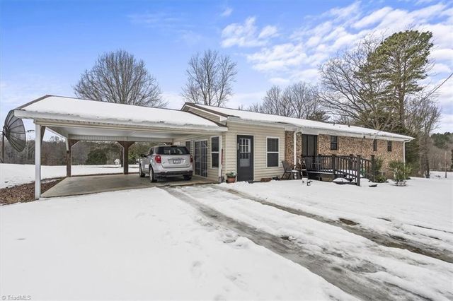 772 Tom Levett Drive, Lexington, NC 27295