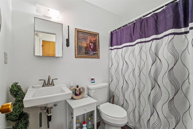 772 Tom Levett Drive, Lexington, NC 27295